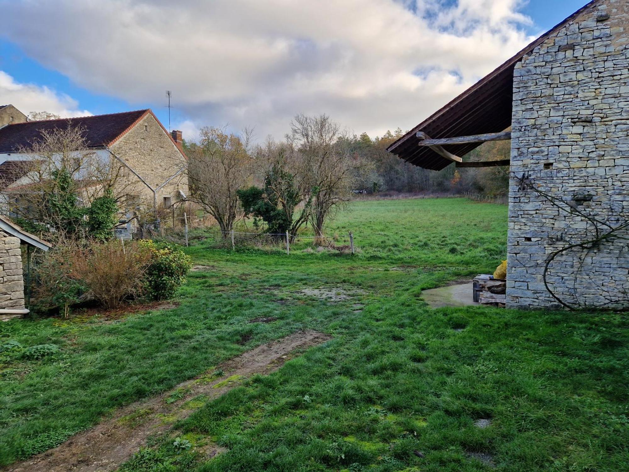 Gite Les Frenes Avec Pre Dans Joli Hameau Vermenton Εξωτερικό φωτογραφία